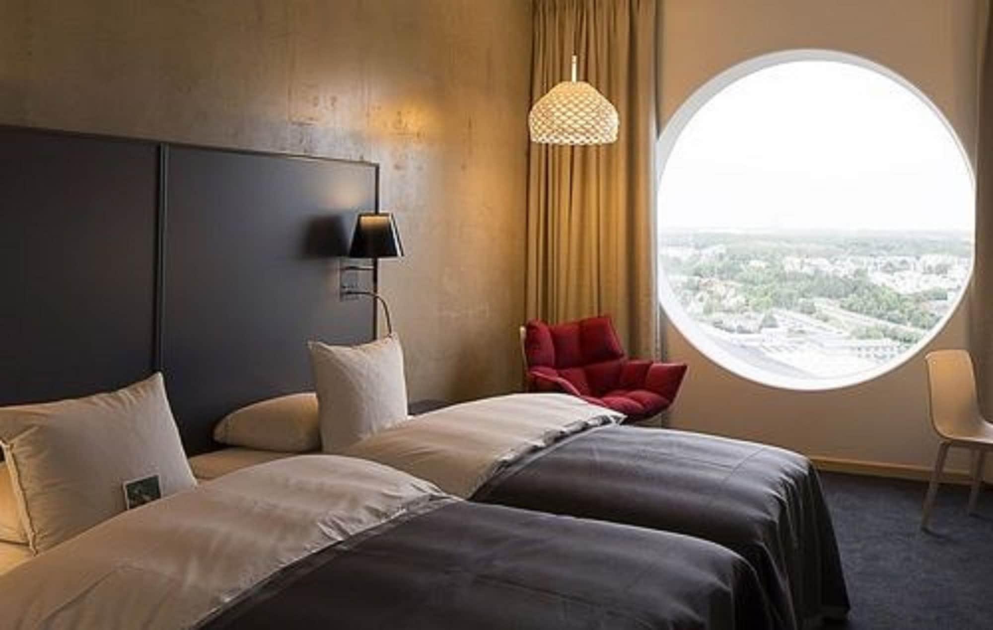 Quality Hotel Strawberry Arena Solna Ngoại thất bức ảnh