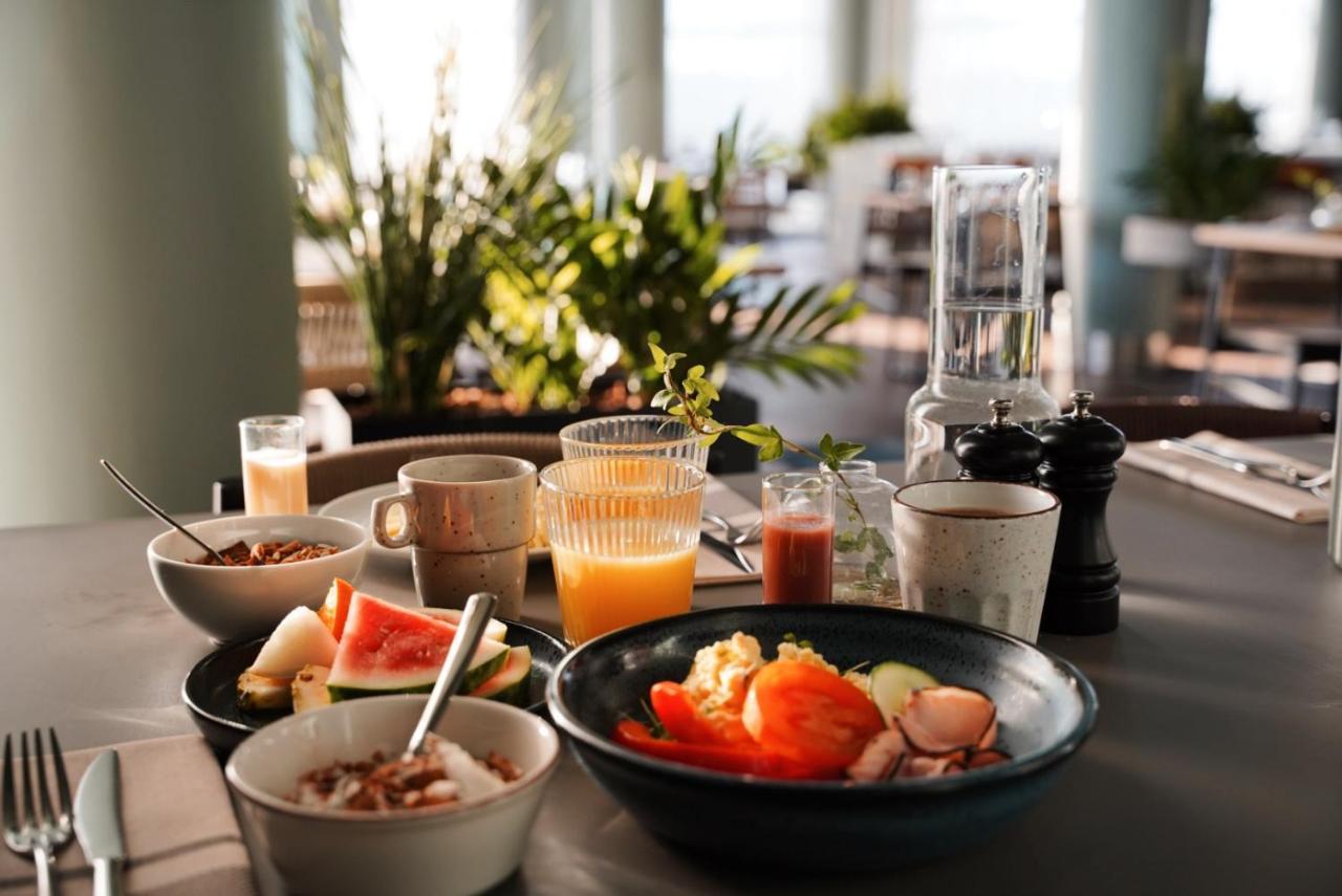 Quality Hotel Strawberry Arena Solna Ngoại thất bức ảnh