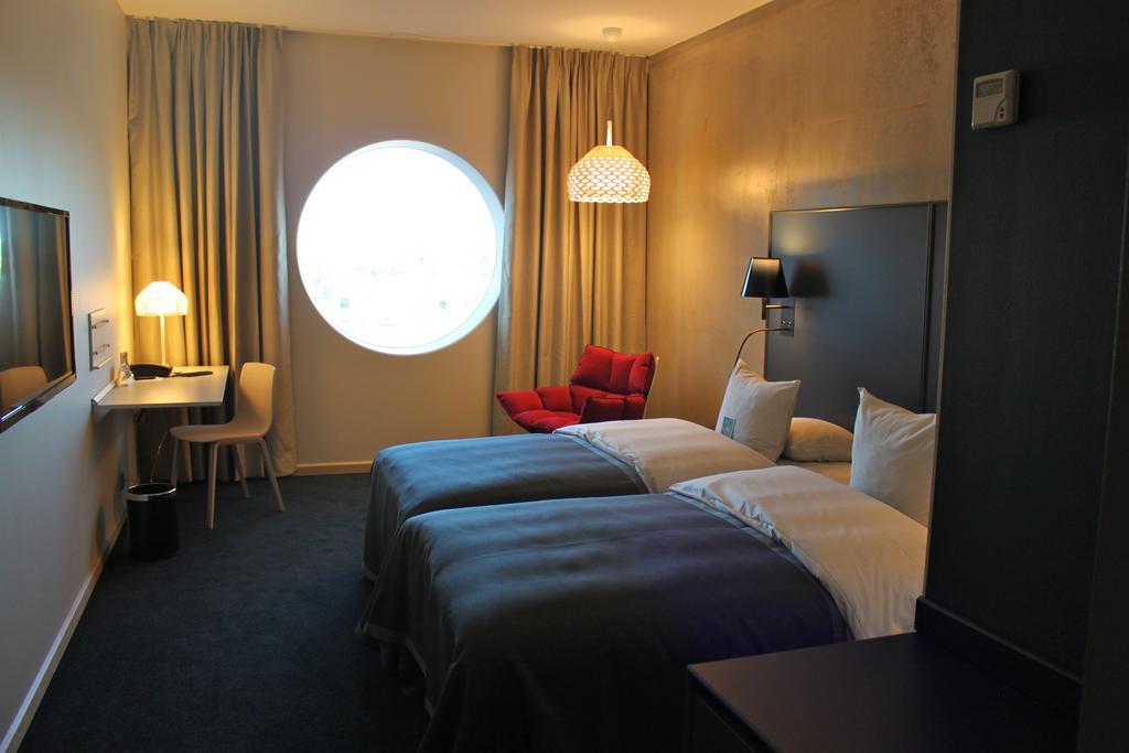 Quality Hotel Strawberry Arena Solna Ngoại thất bức ảnh